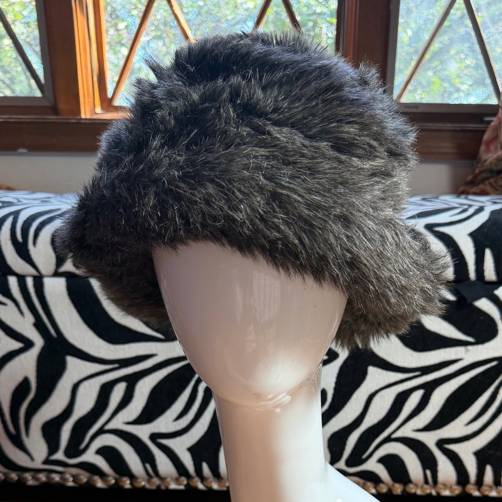 Parkhurst Gray Faux Fur Bucket Hat Winter Warm Plush Made in Canada One Size